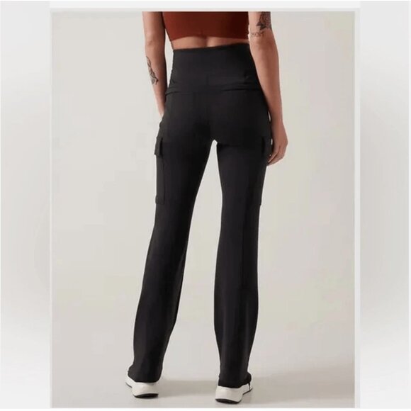 Athleta Women's Delancey Straight Cargo Pant Size XXS Black - Picture 2 of 8